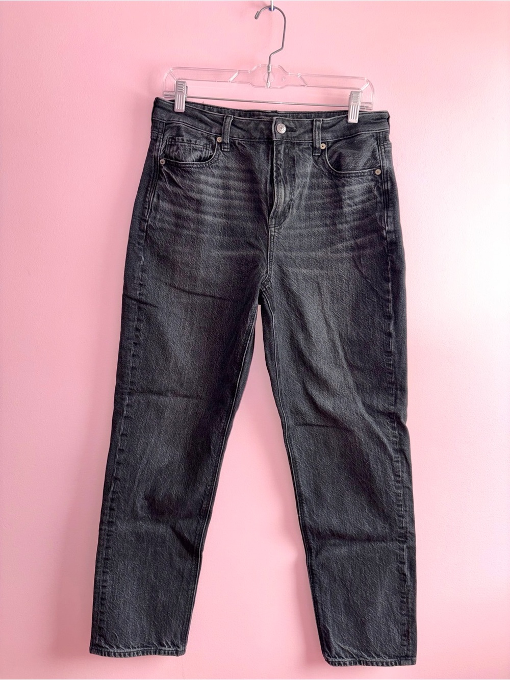American Eagle Outfitters High-Rise Black Straight Jeans
